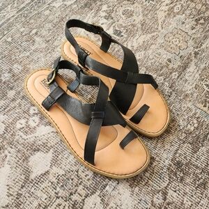 Born Inya Crossover Black Leather Sandals